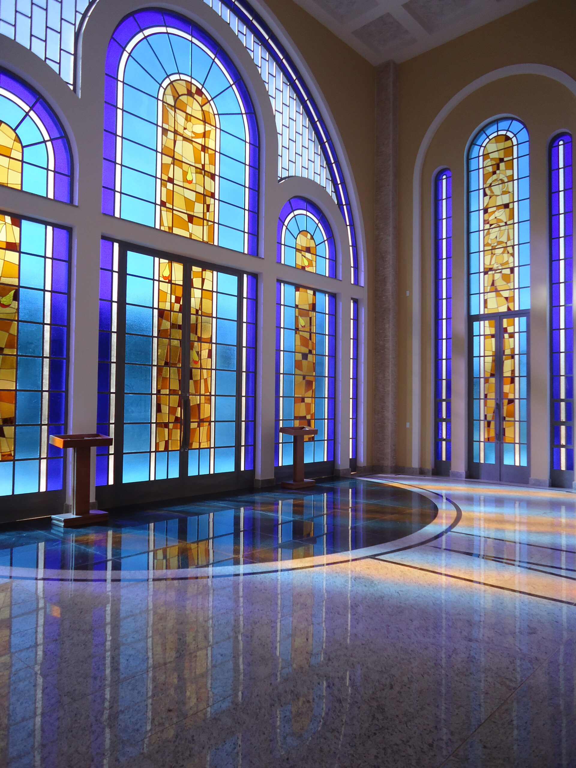 Vitral feito para a Paróquia Sagrado Coração de Jesus