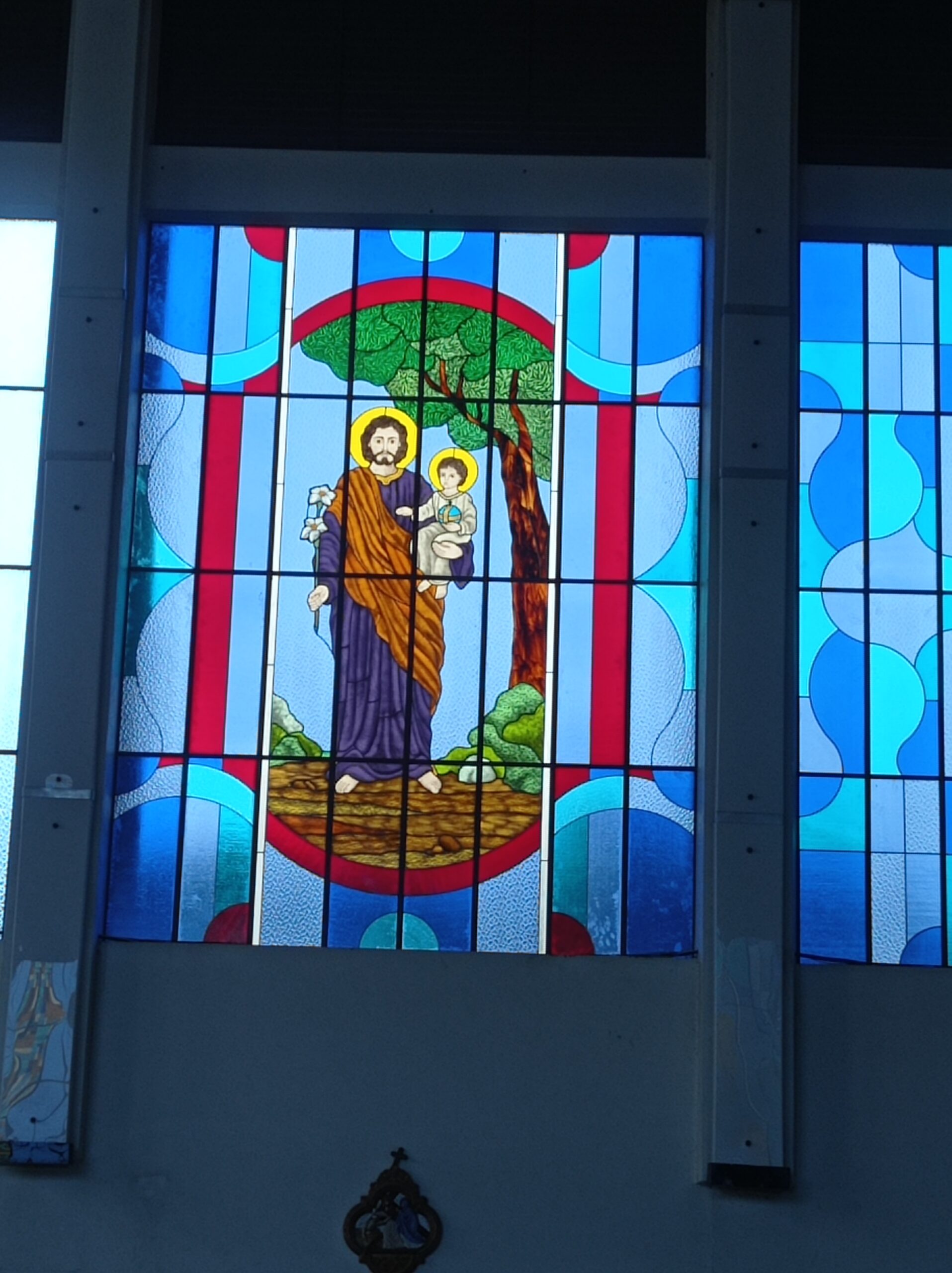 Vitral feito para a Paróquia Nossa Senhora de Lourdes